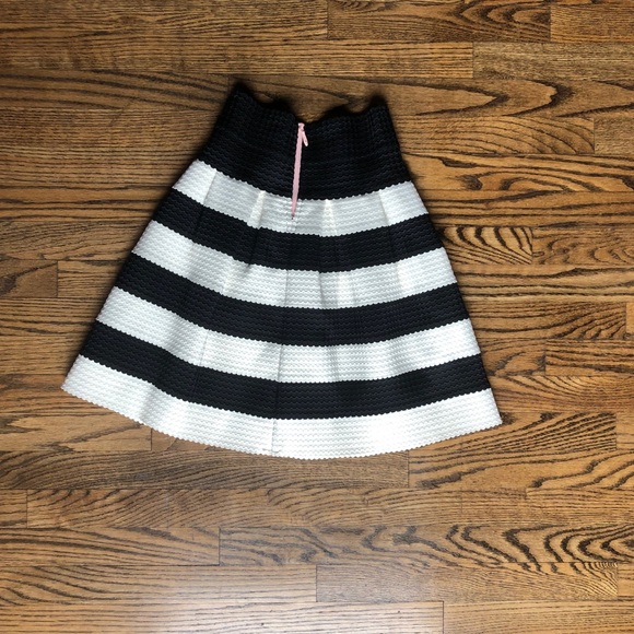 Girls from Savoy black & white stripe bell skirt - Picture 3 of 7